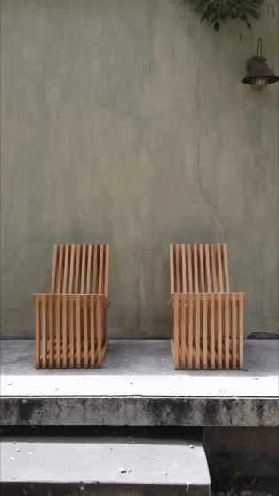 Banqueta Mudra en madera nativa, inspirada en estructuras modulares.