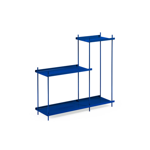 Estante Pilote de estructura ligera en metal, ideal para almacenamiento.